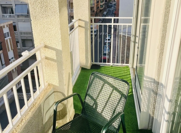 Wederverkoop - Appartement - Torrevieja - Beachside Torrevieja