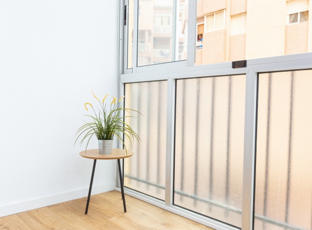 Wiederverkauf - Wohnung - Torrevieja - Beachside Torrevieja