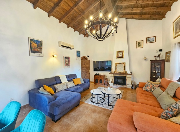 Resale - Villa - Orihuela - Los Desamparados