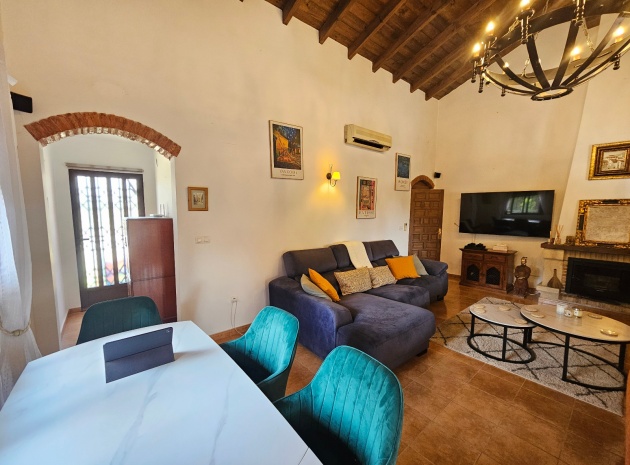 Resale - Villa - Orihuela - Los Desamparados