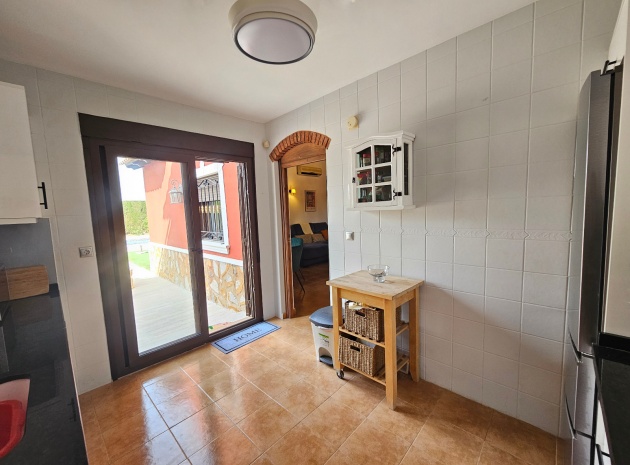 Resale - Villa - Orihuela - Los Desamparados