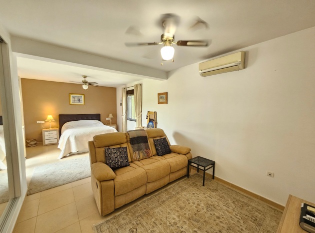 Resale - Villa - Orihuela - Los Desamparados