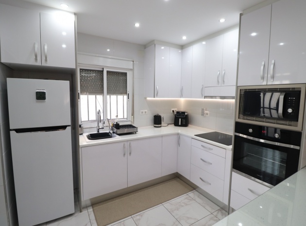 Återförsäljning - Villa - La Florida  - La Florida