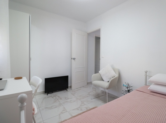 Återförsäljning - Villa - La Florida  - La Florida