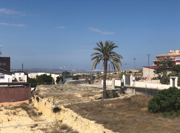 Resale - Townhouse - San Miguel de Salinas