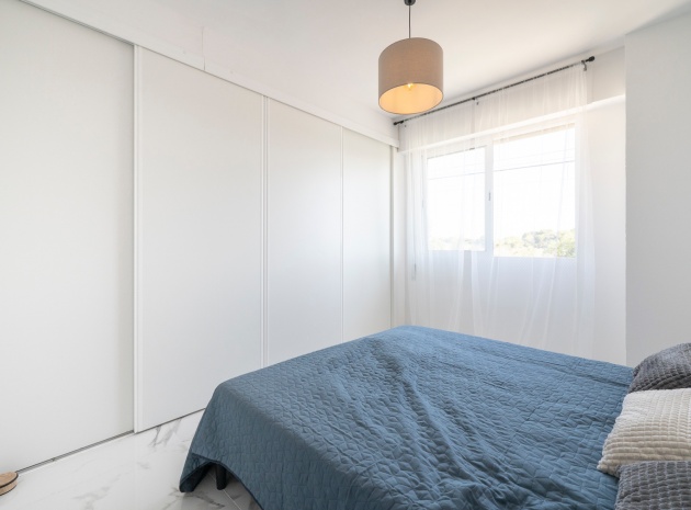 Återförsäljning - Lägenhet - Punta Prima - rocio del mar