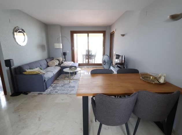 Återförsäljning - Lägenhet - Punta Prima - la entrada