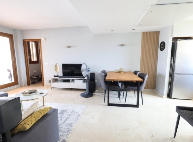 Återförsäljning - Lägenhet - Punta Prima - la entrada