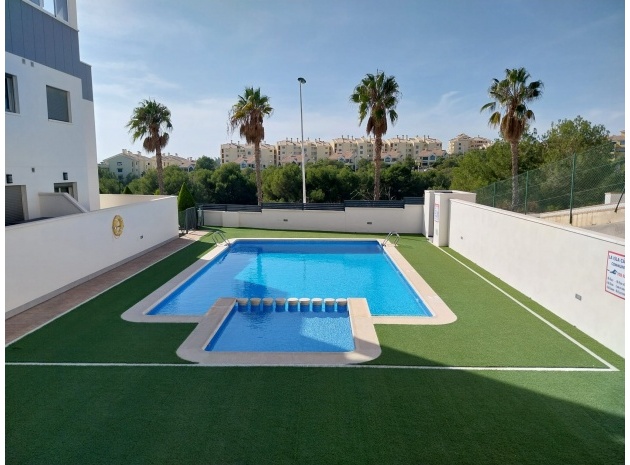 Resale - Apartment - Villamartin - La Fuente