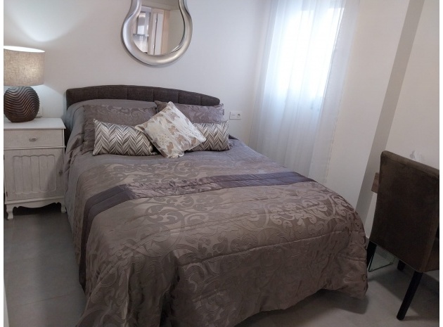 Resale - Apartment - Villamartin - La Fuente