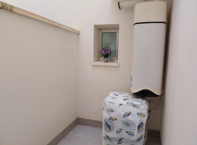 Resale - Apartment - Villamartin - La Fuente