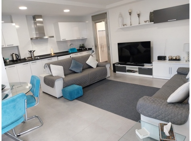 Resale - Apartment - Villamartin - La Fuente