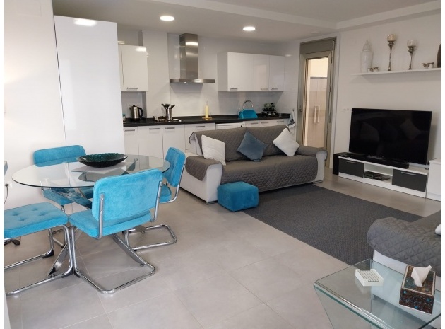 Resale - Apartment - Villamartin - La Fuente