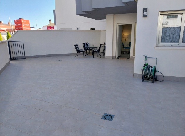 Resale - Apartment - Villamartin - La Fuente