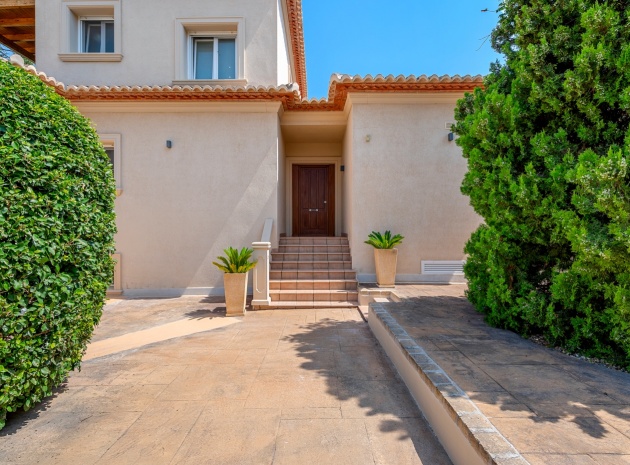 Resale - Villa - Benissa