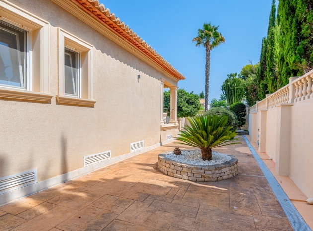 Resale - Villa - Benissa