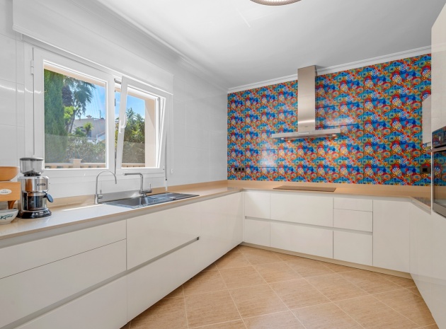 Resale - Villa - Benissa