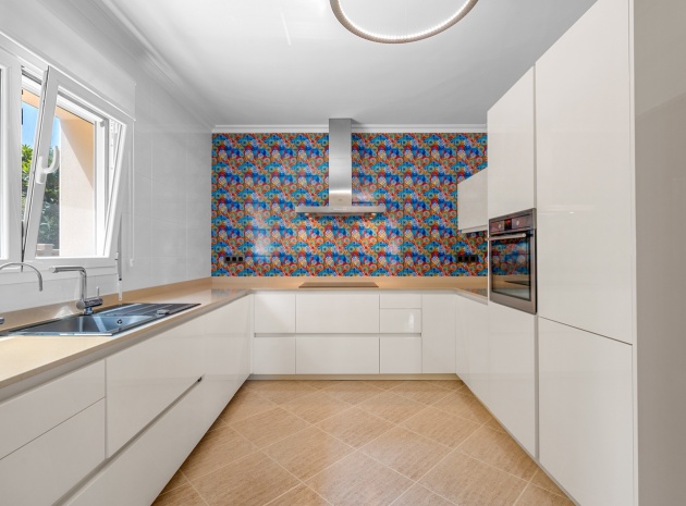 Resale - Villa - Benissa