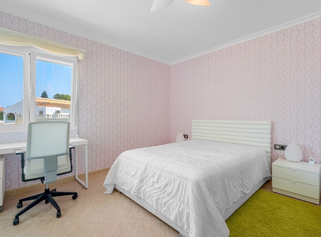 Resale - Villa - Benissa