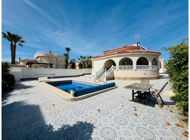 Återförsäljning - Villa - Ciudad Quesada