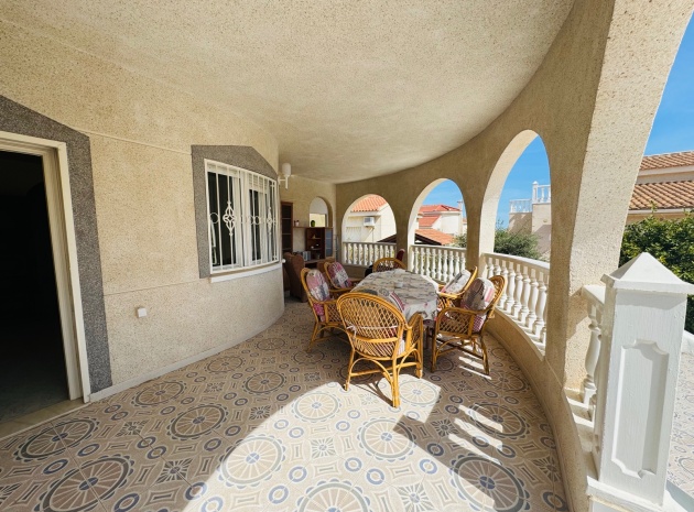 Återförsäljning - Villa - Ciudad Quesada