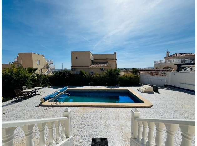 Återförsäljning - Villa - Ciudad Quesada