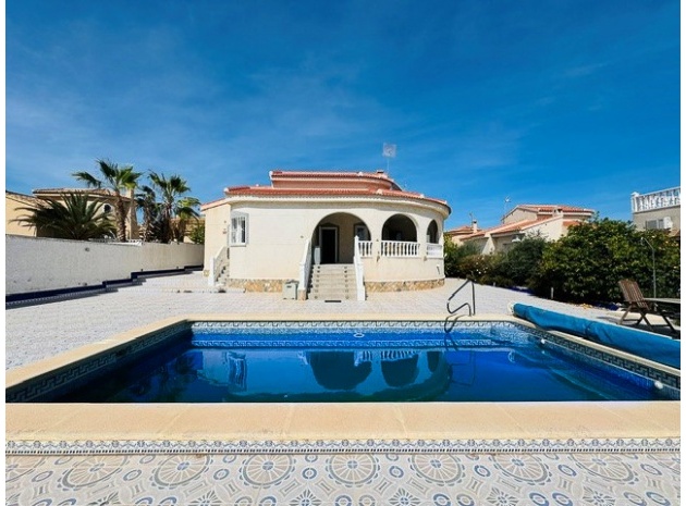 Återförsäljning - Villa - Ciudad Quesada