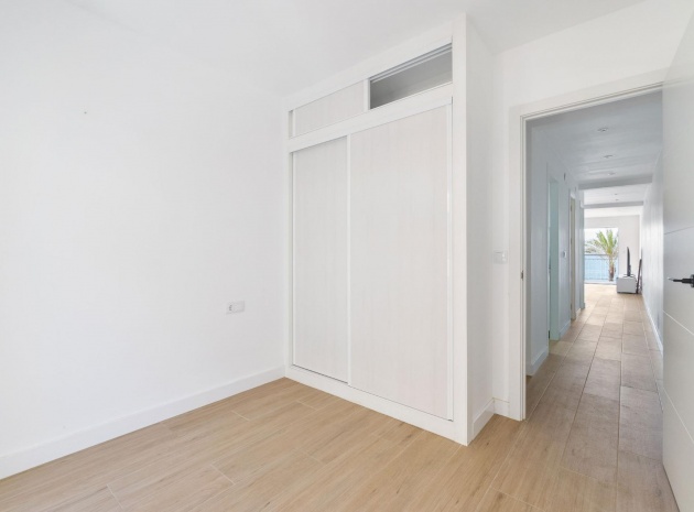 Resale - Apartment - Torrevieja - Beachside Torrevieja