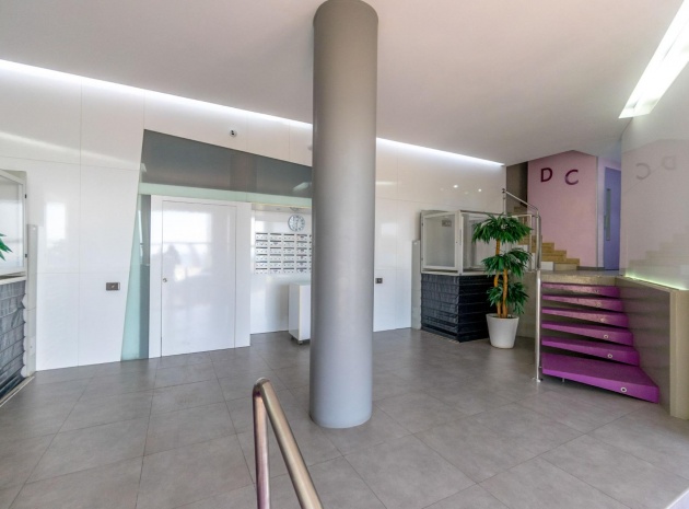 Resale - Apartment - Torrevieja - Beachside Torrevieja