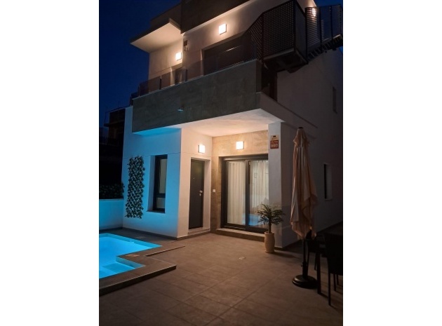 Wiederverkauf - Villa - Torrevieja - torreta