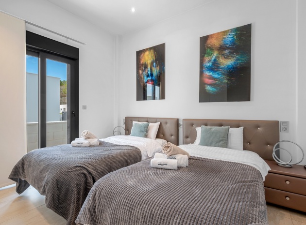 Wiederverkauf - Villa - Villamartin - PAU 26