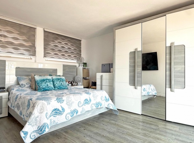 Resale - Villa - Villamartin - rioja