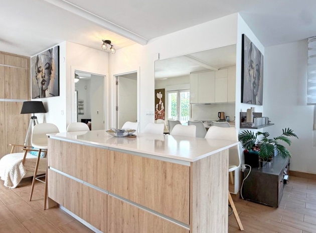 Resale - Villa - Villamartin - rioja