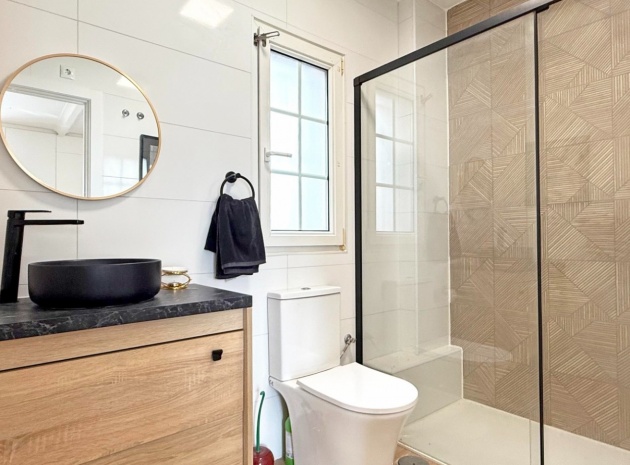 Resale - Villa - Villamartin - rioja