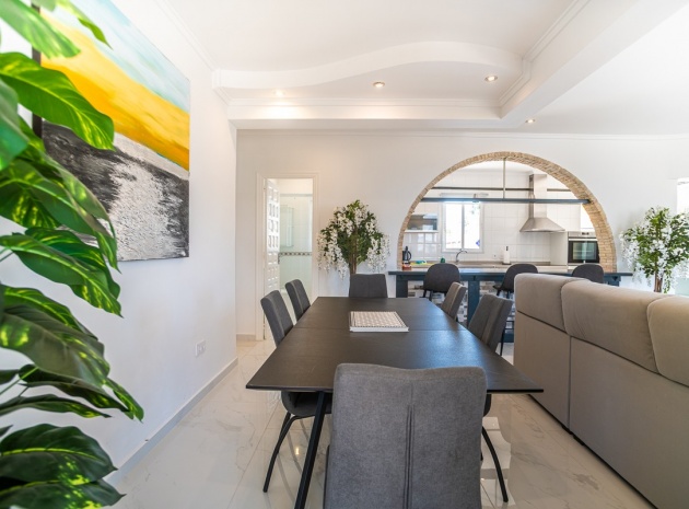 Återförsäljning - Villa - Torrevieja - la siesta