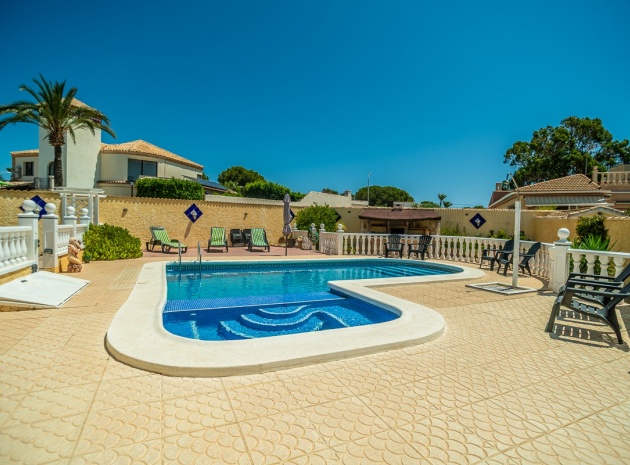 Återförsäljning - Villa - Torrevieja - la siesta