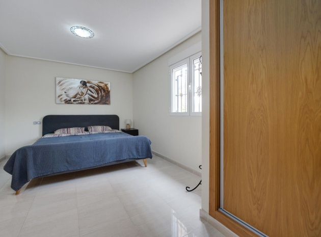 Återförsäljning - Lägenhet - Villamartin - Los Dolses