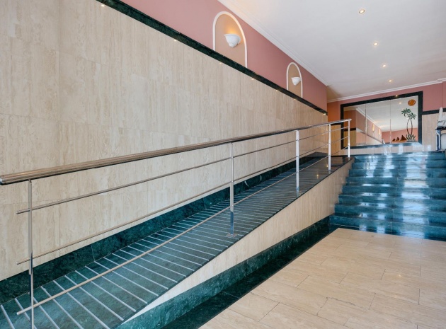 Revente - Appartement - Torrevieja - 1st line to the sea