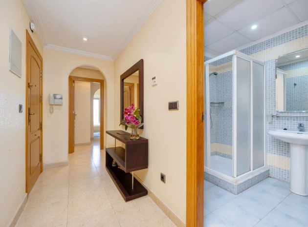 Revente - Appartement - Torrevieja - 1st line to the sea