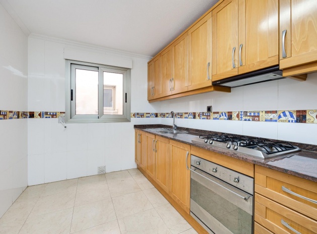Revente - Appartement - Torrevieja - 1st line to the sea