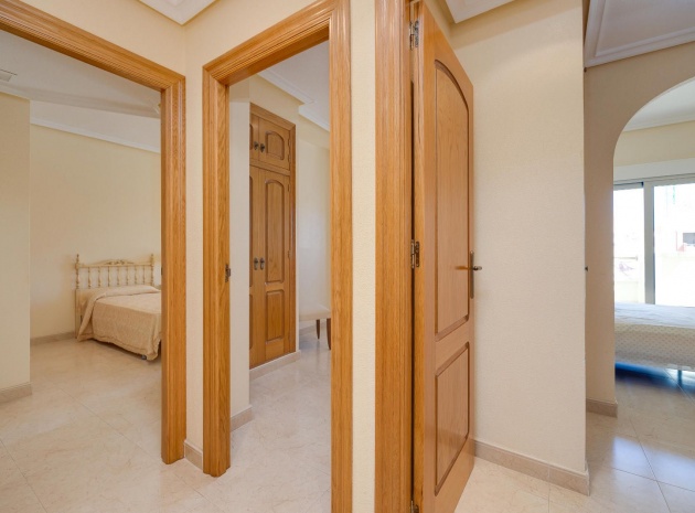 Revente - Appartement - Torrevieja - 1st line to the sea