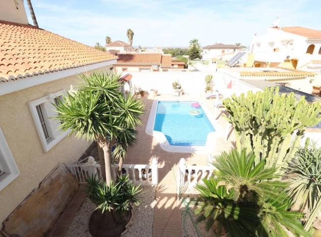 Wederverkoop - Villa - Torrevieja - la siesta
