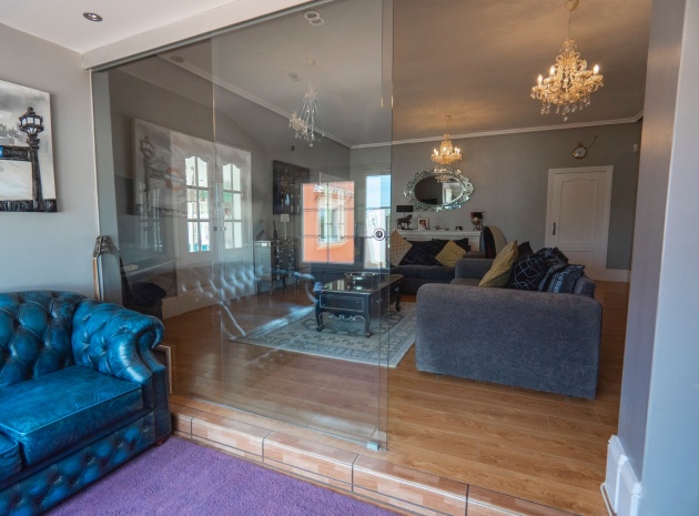 Återförsäljning - Villa - Heredades