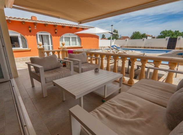 Återförsäljning - Villa - Heredades