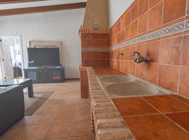 Återförsäljning - Villa - Heredades