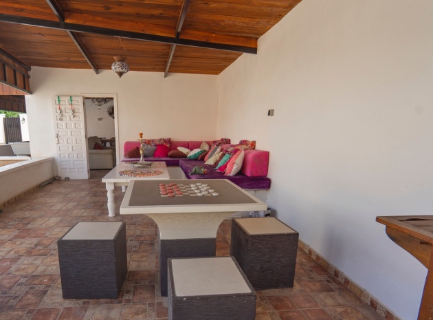 Återförsäljning - Villa - Heredades