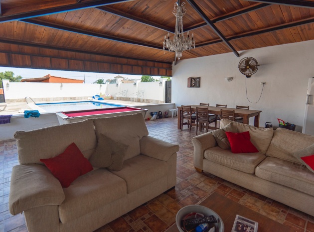 Återförsäljning - Villa - Heredades