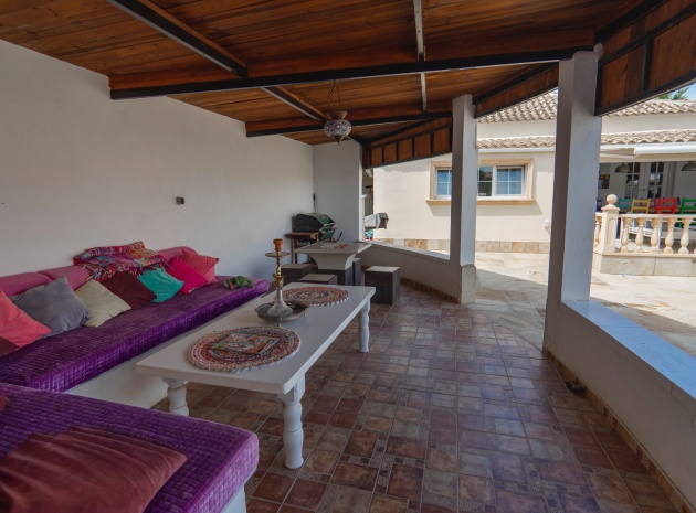 Återförsäljning - Villa - Heredades