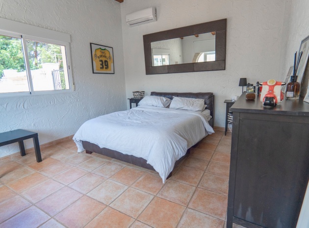 Återförsäljning - Villa - Heredades