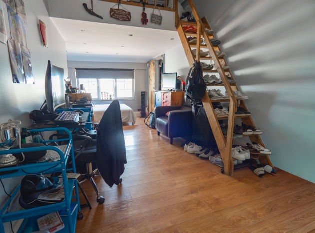 Återförsäljning - Villa - Heredades